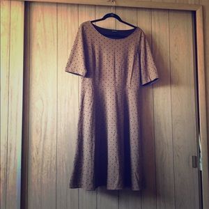 Elbow Sleeve Knee Length Fit and Flare Dress